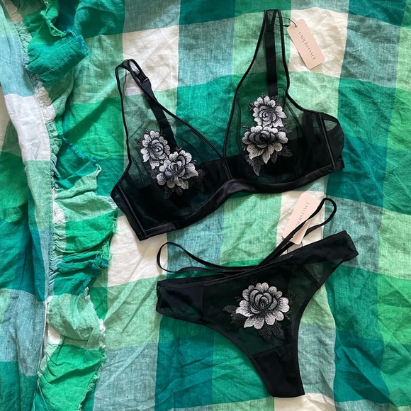 Moonlight Sheer Plunge Black Floral Embroidered Bra & Matching Thong - Picture 1 of 10